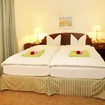 Strandhaus Heringsdorf Hotel 3*