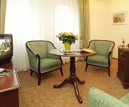 Strandhaus Heringsdorf Hotel