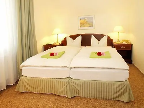 Strandhaus Heringsdorf Hotel 3*